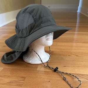 Swiss Tech Performance Gear Sun Hat with Neck Flap Size S/M